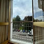 Kibilu - Bright With Large Terrace Near Station Fn Centre Walking Distance 瓦雷泽