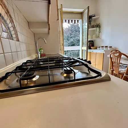 公寓 Kibilu - Bright With Large Terrace Near Station Fn Centre Walking Distance
